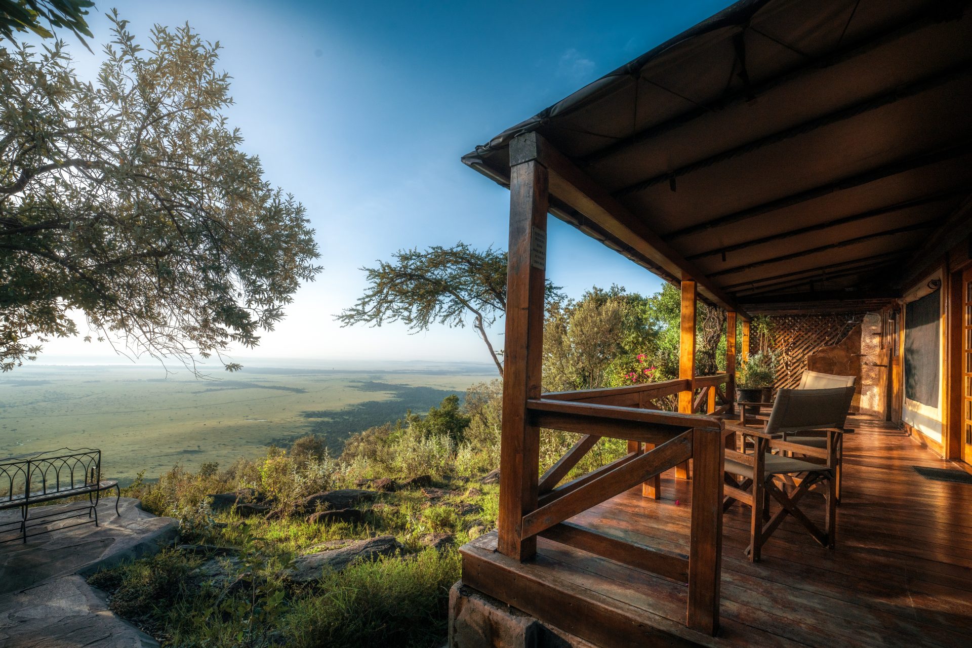 chalet-honeymoon-deck-bench