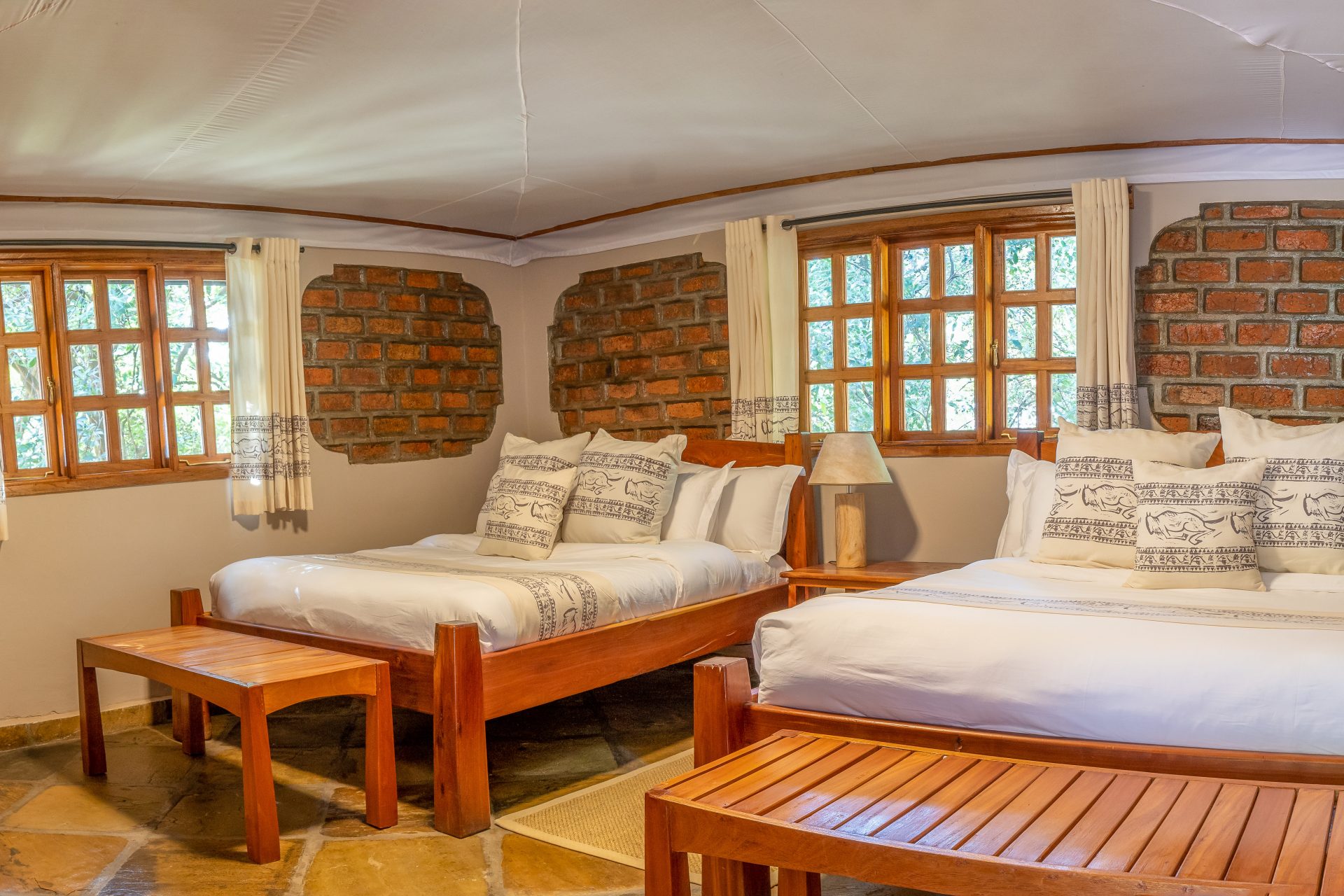 chalet-family-queen-room