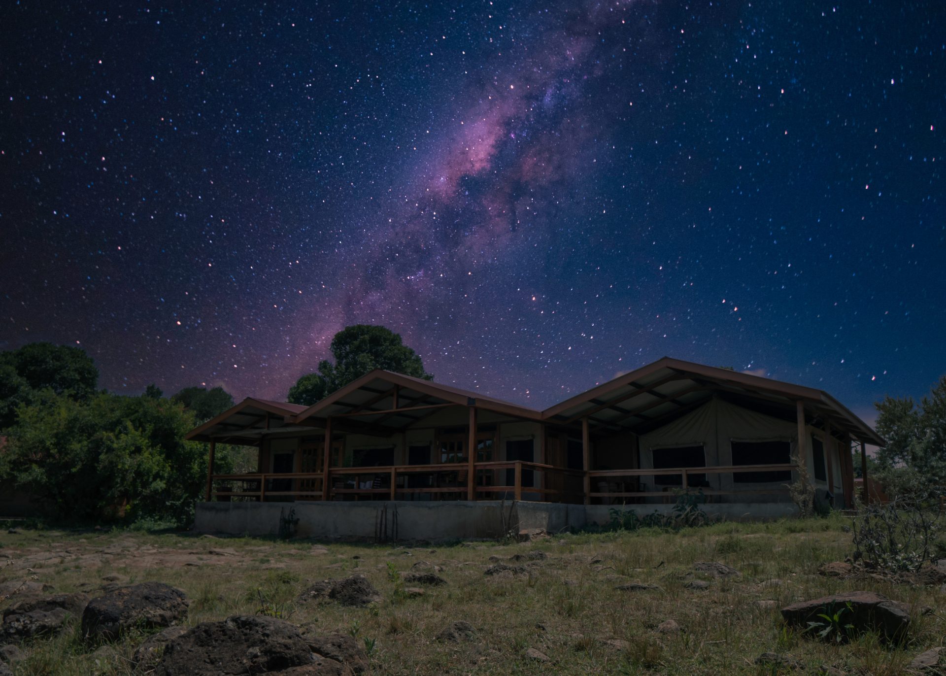 family-tent-star-sky
